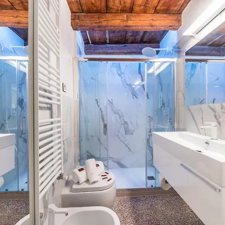 Ca Brunilda-luxury Penthouse With Terrace דירה *